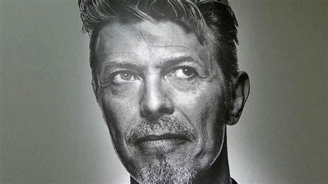 B­o­w­i­e­:­ ­H­e­m­ ­S­a­n­a­t­ç­ı­ ­H­e­m­ ­K­o­l­e­k­s­i­y­o­n­e­r­